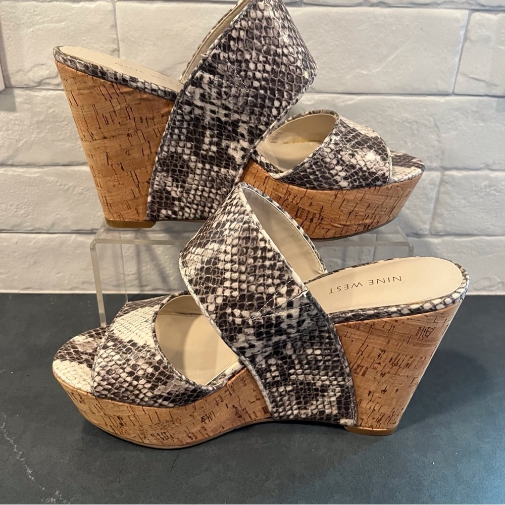 Nine West sz 8.5 Larysa python print strappy platform wedge sandals - Picture 3 of 11